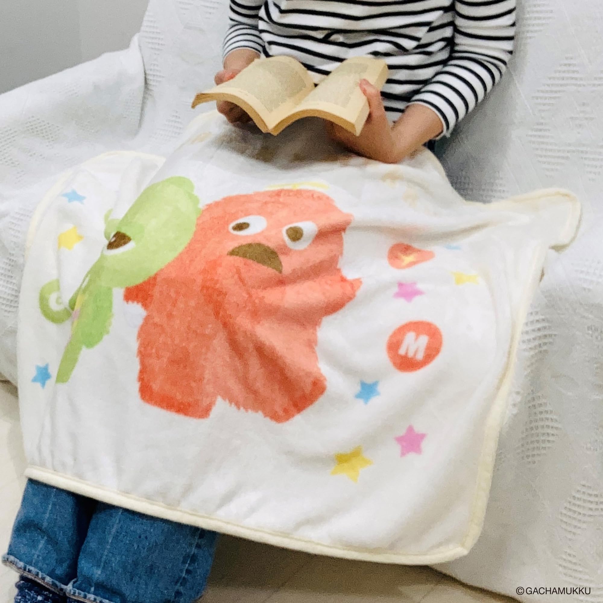 Amazon｜MORIPiLO ガチャピンムック 膝掛け ブランケット (仲良し